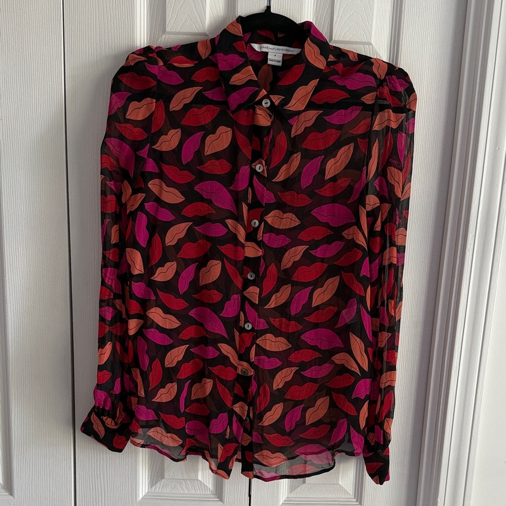 Diane Von Furstenberg Red and Pink Lip Print Button-Down Shirt